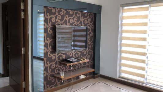 DHA Phase 4, Block AA, 01 Kanal, 02 Bed, Luxurious (Lower Locked) Upper Portion For Rent.