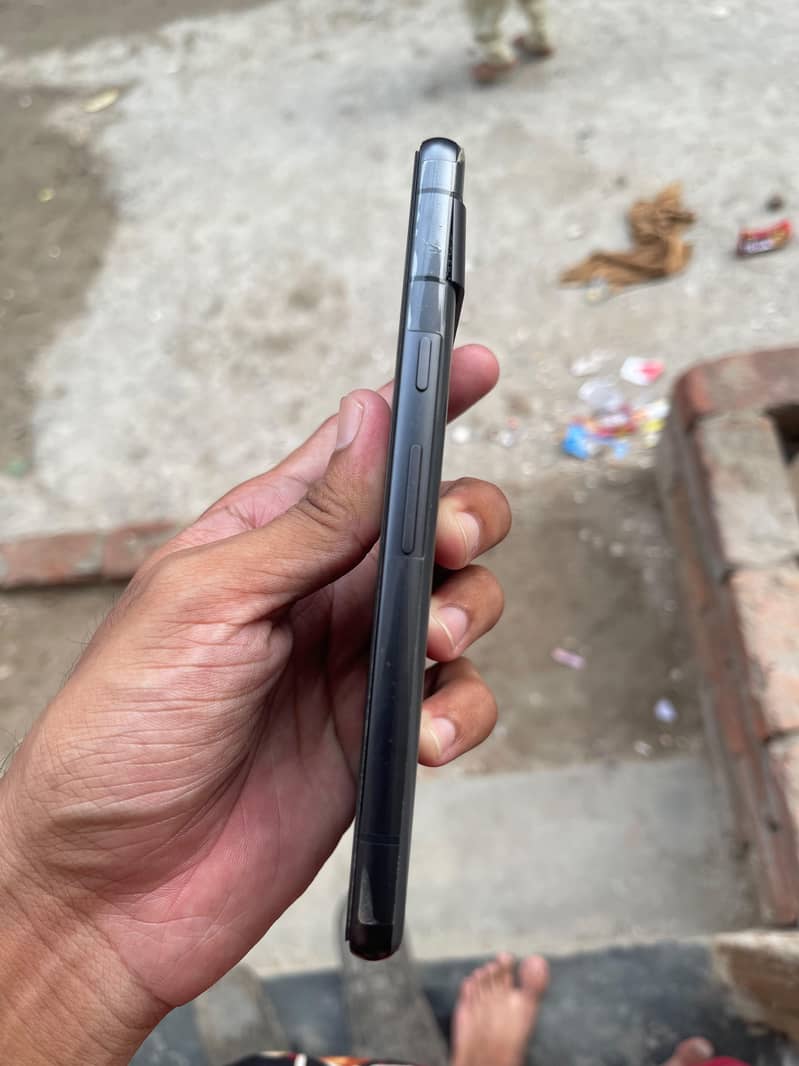 Google Pixel 7a 5