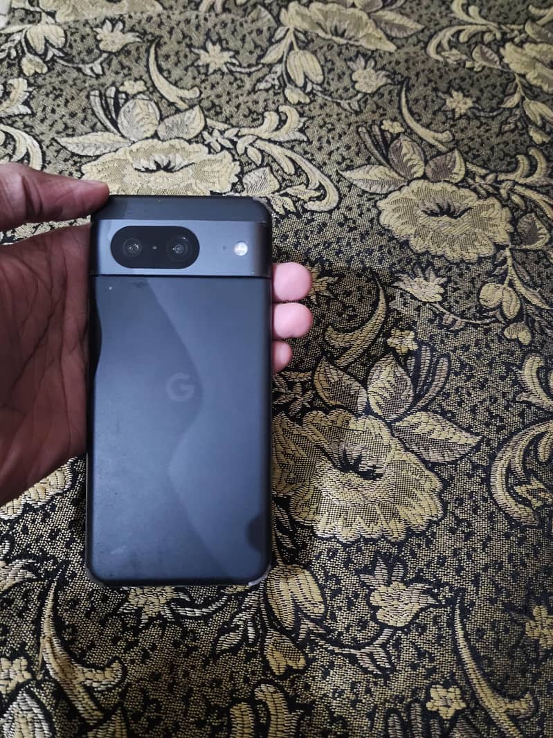 Google Pixel 8 1