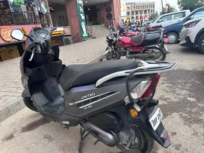 Scooty united