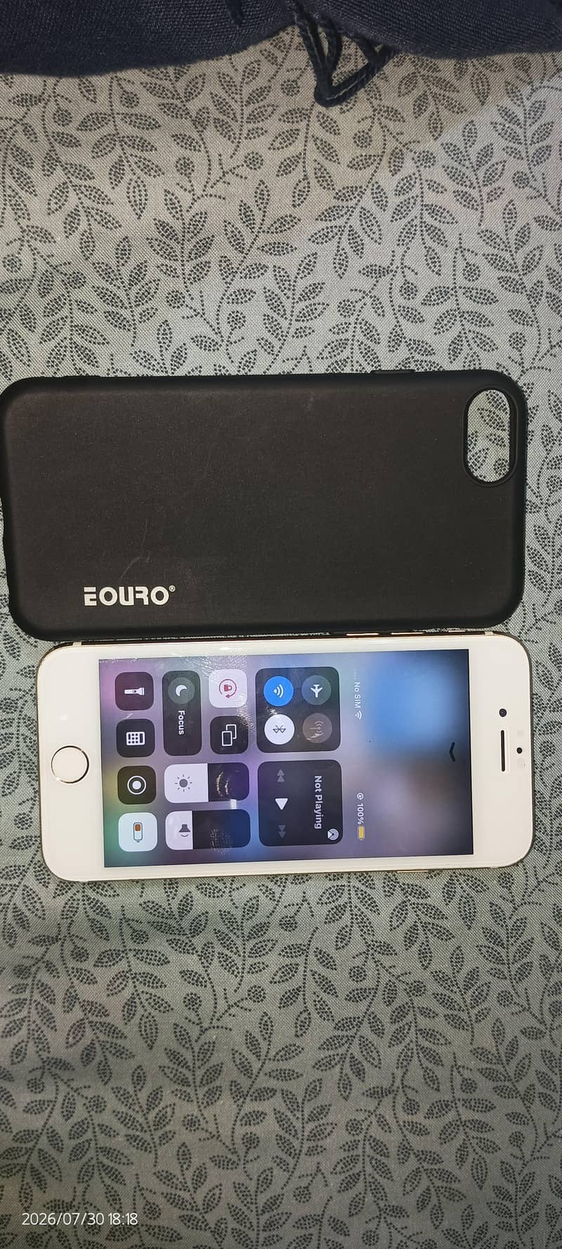 Apple iPhone 7 0