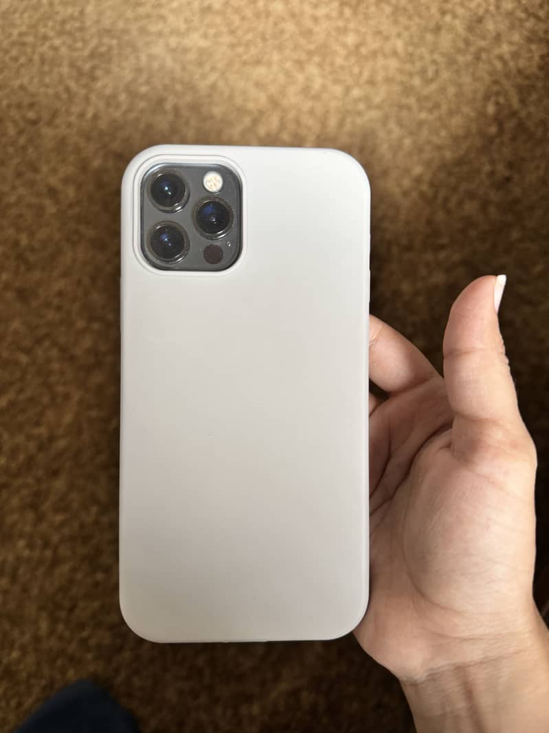 Apple iPhone 12 Pro 1