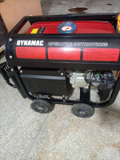 DYNAMAC 3KVA Portable Petrol Generator Excellent Condition with Wheels