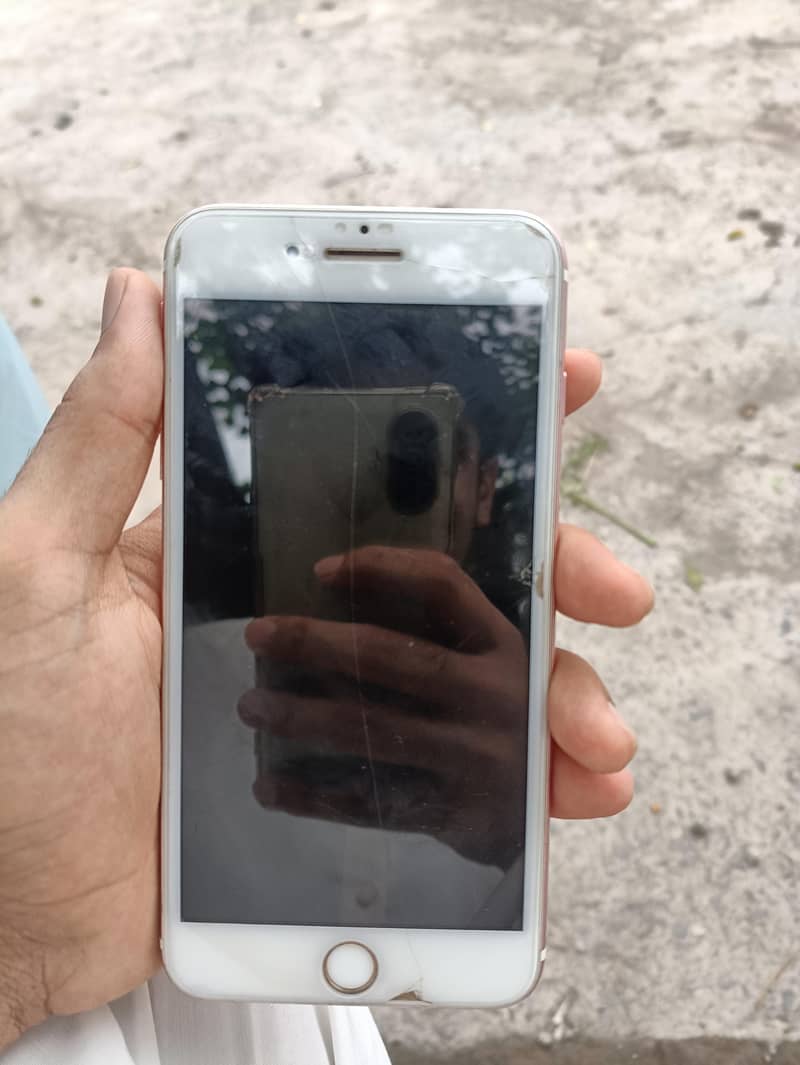 Apple iPhone 7 Plus 5