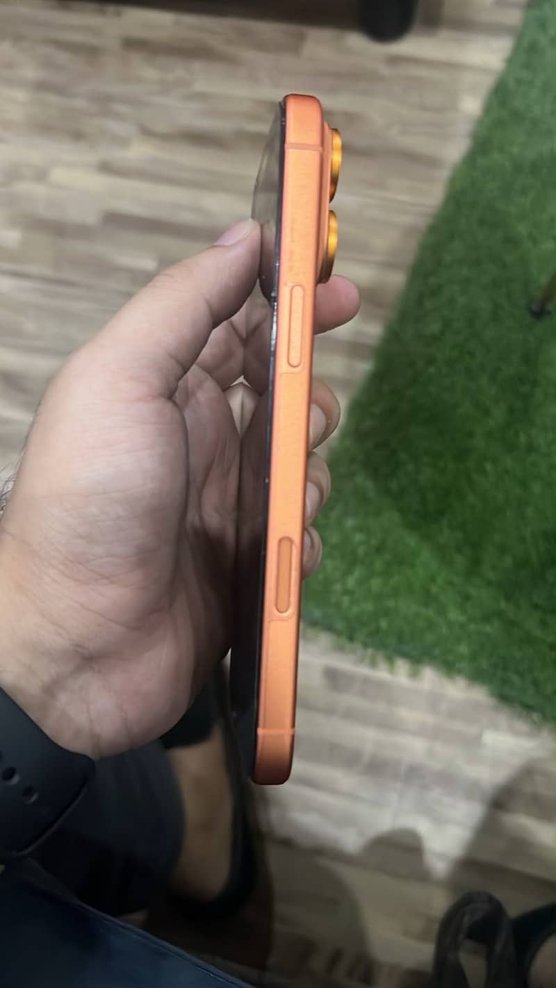 Apple iPhone 17 Pro Max 7