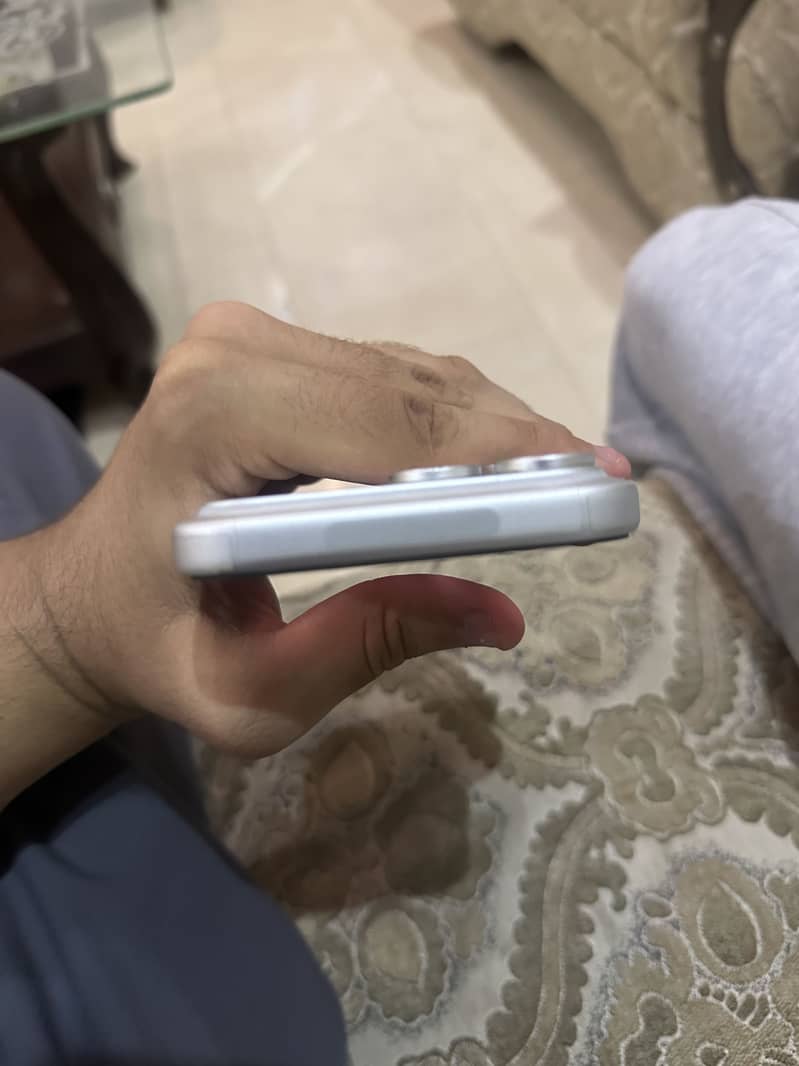Apple iPhone 17 Pro Max 0