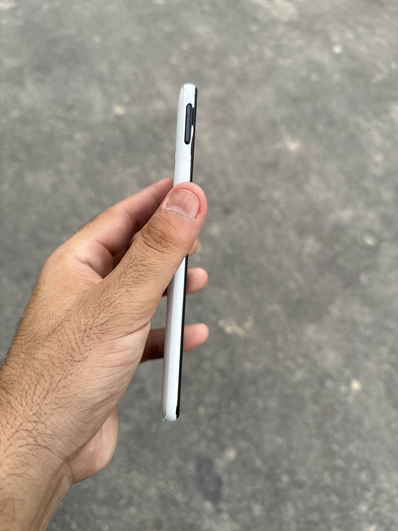 Samsung Mobile A02s 4