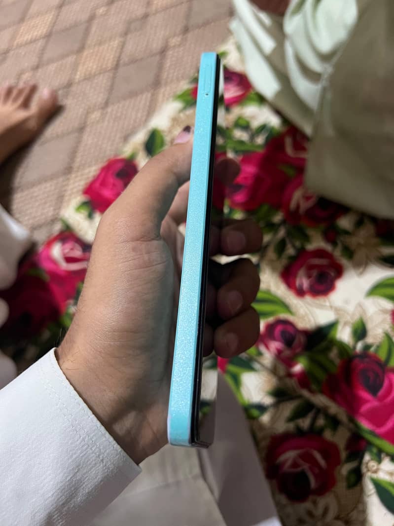 Realme C51 4