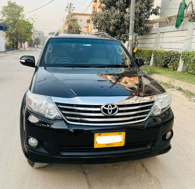 Toyota Fortuner V 2015