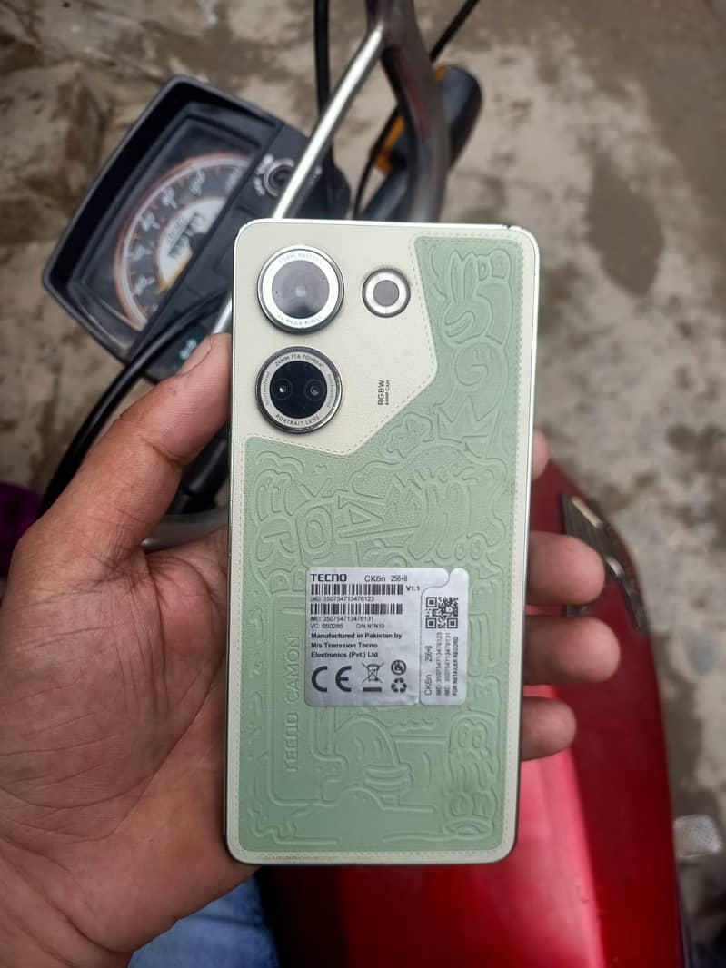 Tecno CAMON 20 03426405230 1