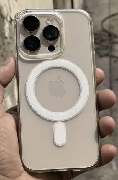 Apple iPhone 16 Pro