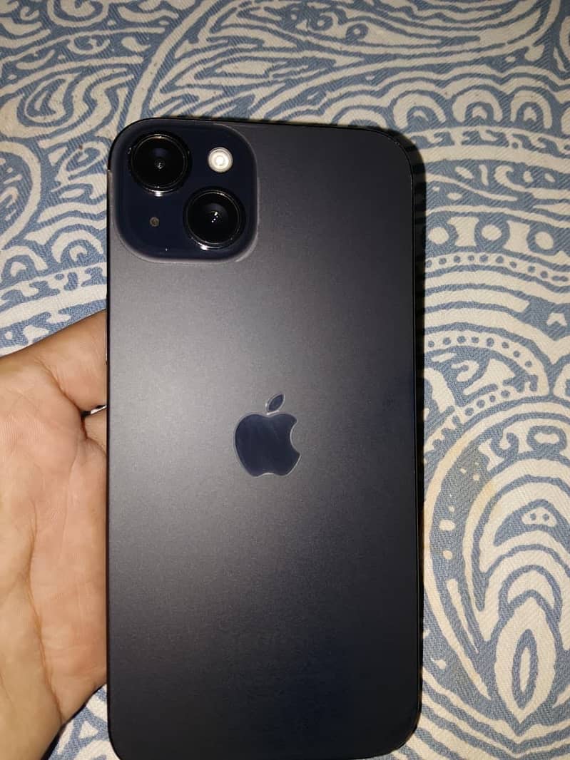 Apple iPhone 15 plus 4