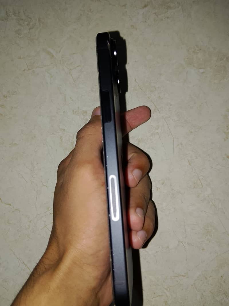 Apple iPhone 15 plus 5