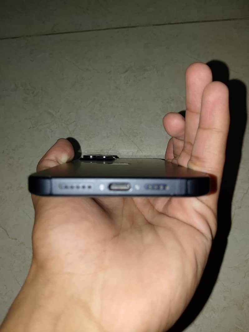 Apple iPhone 15 plus 7