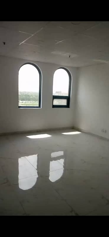 872 Square Feet Brand New Corporate Office For Rent In Gulberg