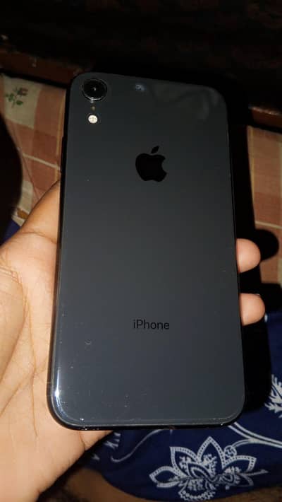 Apple iPhone XR
