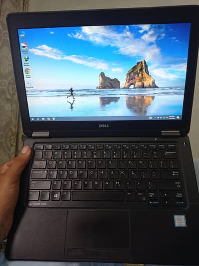 Dell Latitude E7250 Laptop for sale