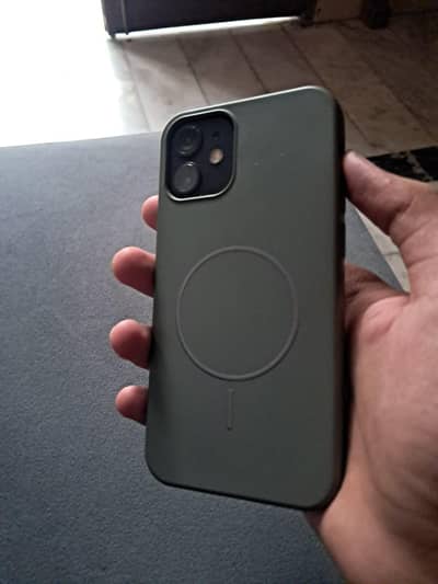 Apple iPhone 12 mini