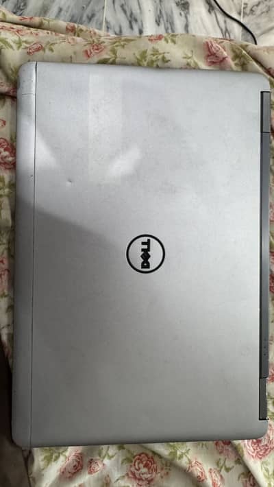 Dell latitude e7440 ultra book core i5
