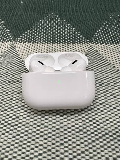 Apple Airpods Pro 2 Lightning