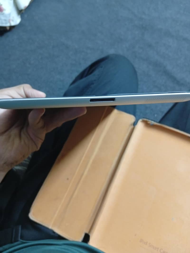 iPad 1 3