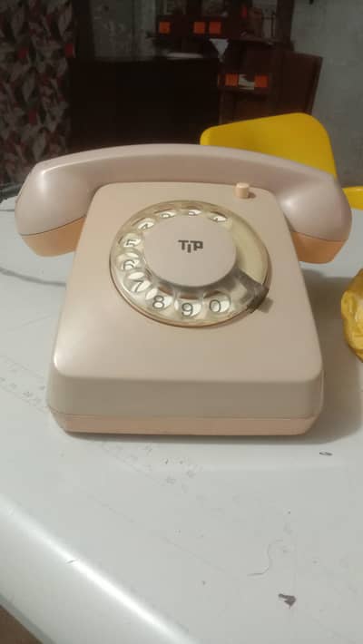 TIP Italy vintage rotary dail phone 1970 to 1980