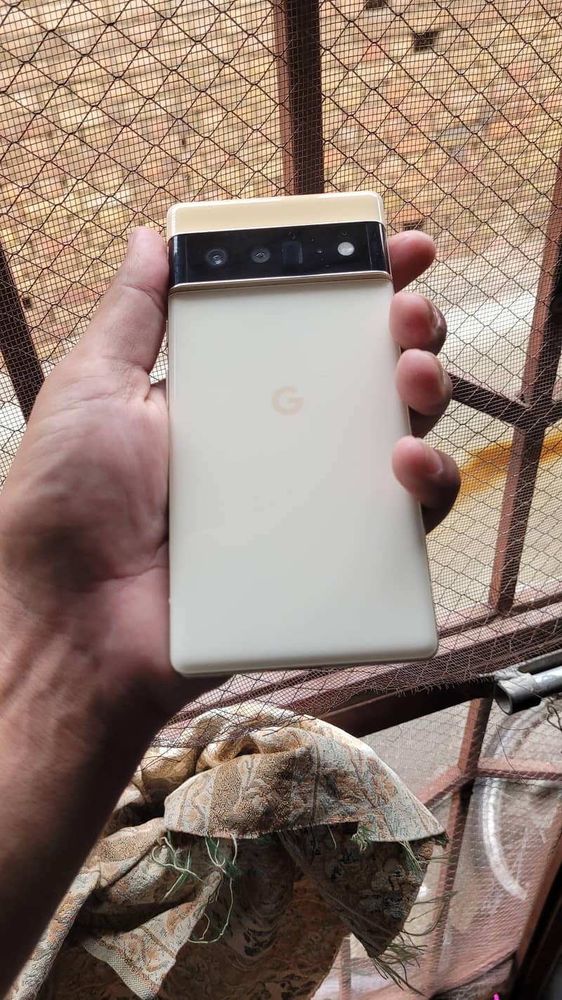 Google Pixel 6 Pro 2
