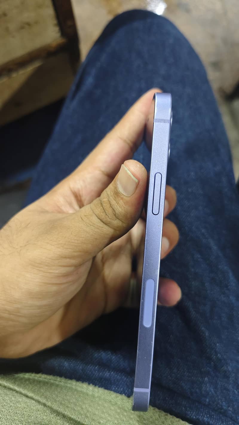 Apple iPhone 12 2