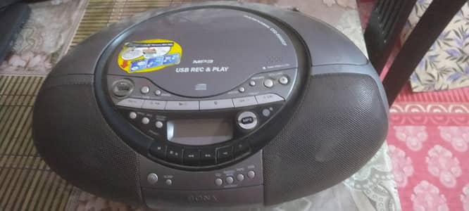 Sony MP3 USB Recorder & play with radio