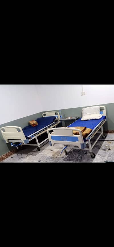 Patient bed