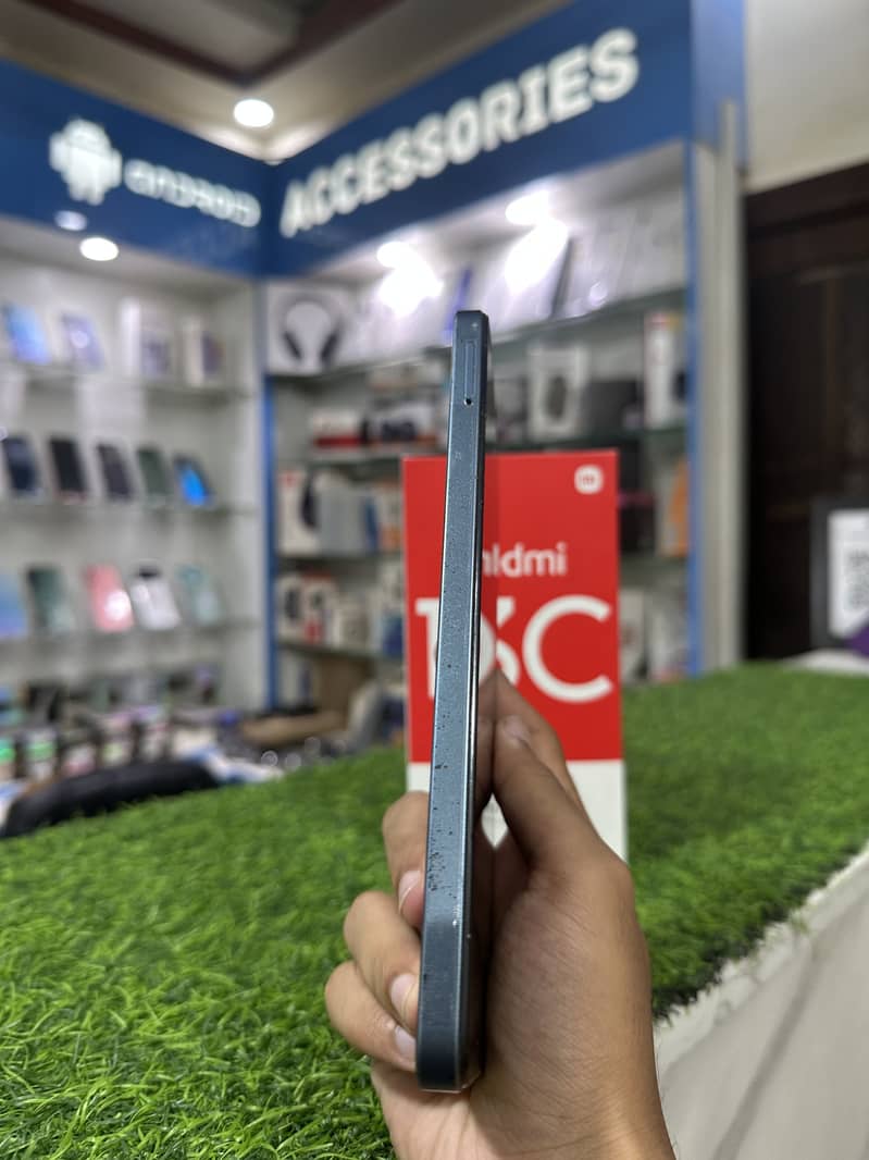 Redmi 13c  6gb Ram 128gb Storage With Box & Charger 3