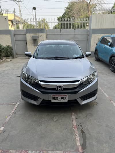 Honda Civic 2018 Hardtop new meter as good as brand new!