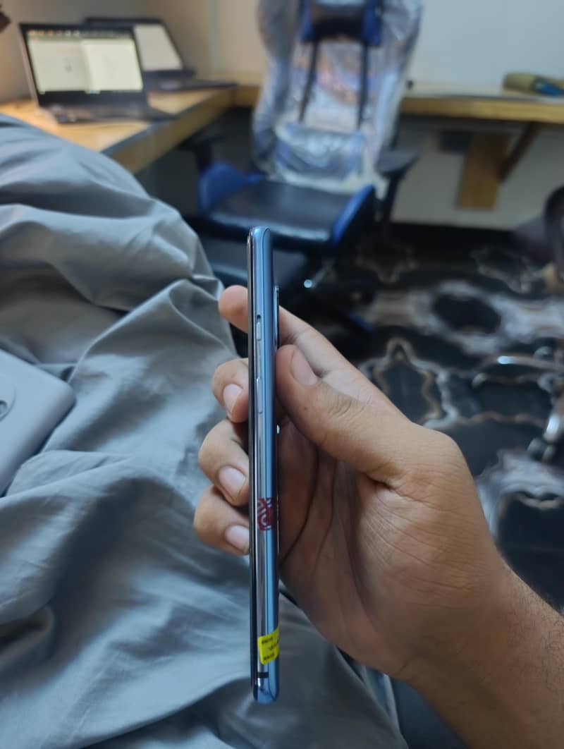 One Plus 7T 4