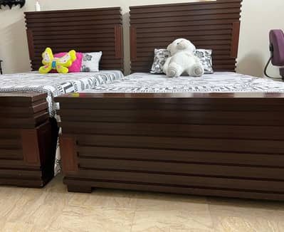 King size beds with mattress
