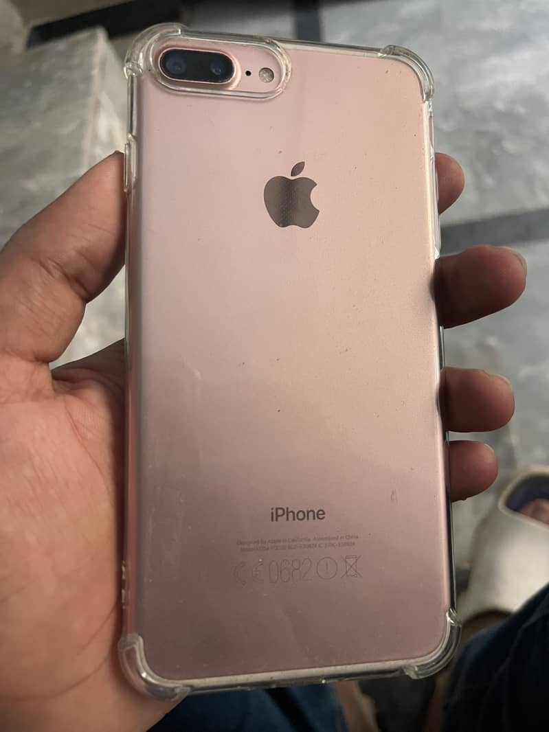 Apple iPhone 7 Plus 1