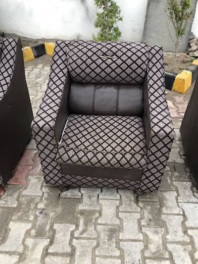 5 seater sofa good condition