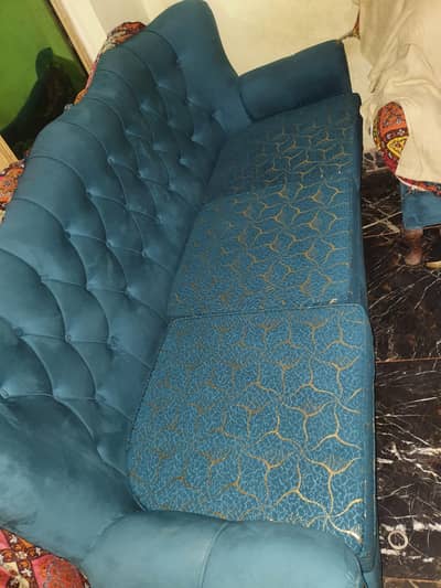 5 seater Sofa set for sale 50000