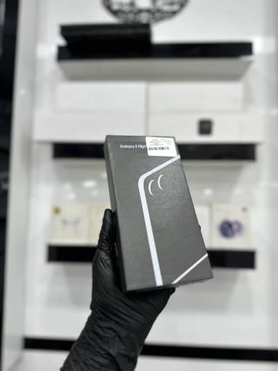 SAMSUNG GALAXY Z FLIP 7