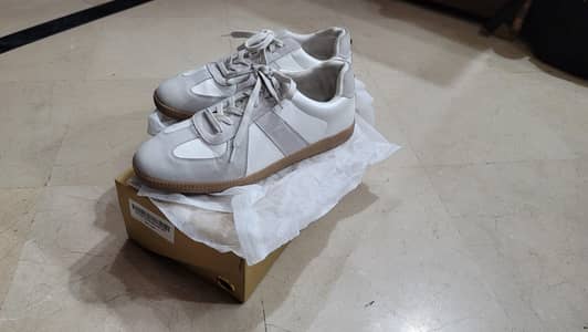 cloud sneakers Hustle n Hola (size45)