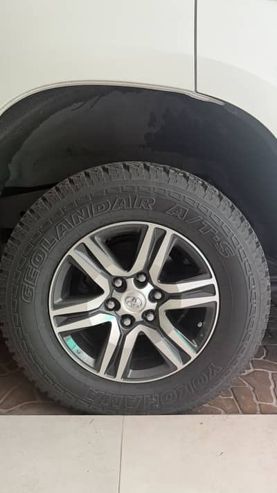 TOYOTA FORTUNER RIMS YOKOHOMA TYRES