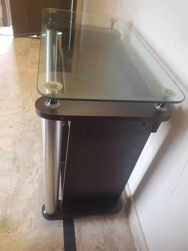 computer table or tv trolley 1
