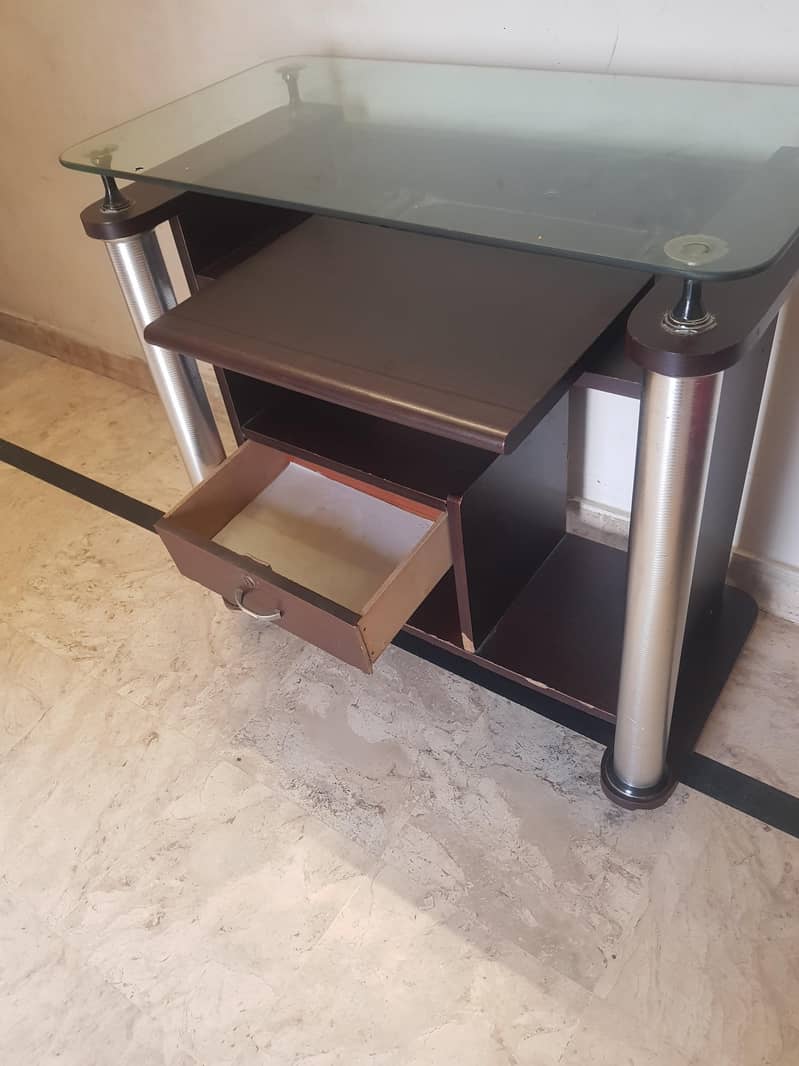 computer table or tv trolley 4