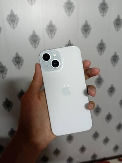 Apple iPhone 15
