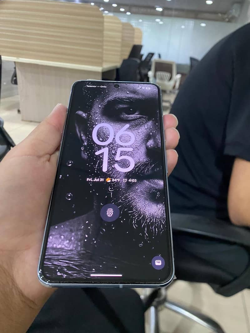 Google Pixel 8 Pro 1