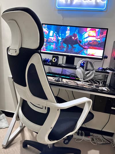 Gaming Chair Table
