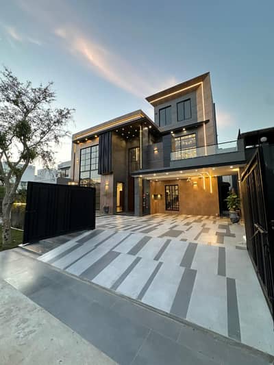 20 MARLA BRAND NEW HOUSE FOR SALE IN VALENCIA TOWN