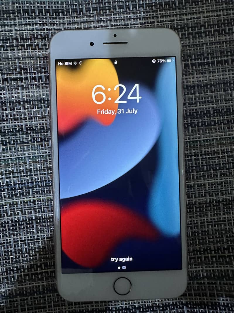 Apple iPhone 7 Plus 1