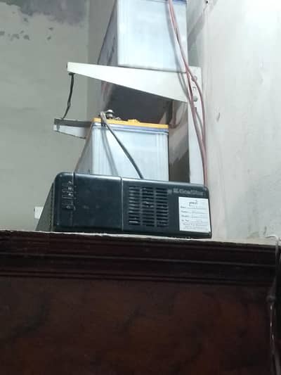 EcoStar Eco 1440 UPS (1440VA) + Phoenix Batteries