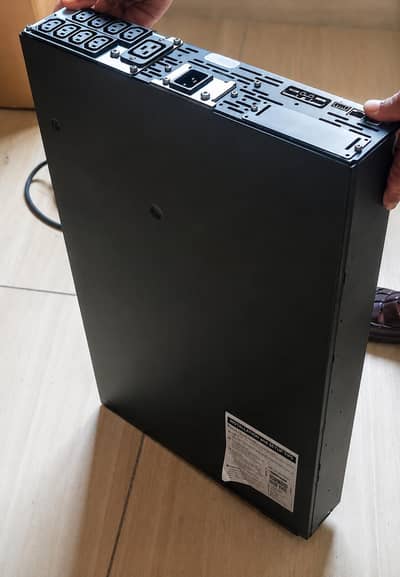 APC by Schneider Electric Smart UPS