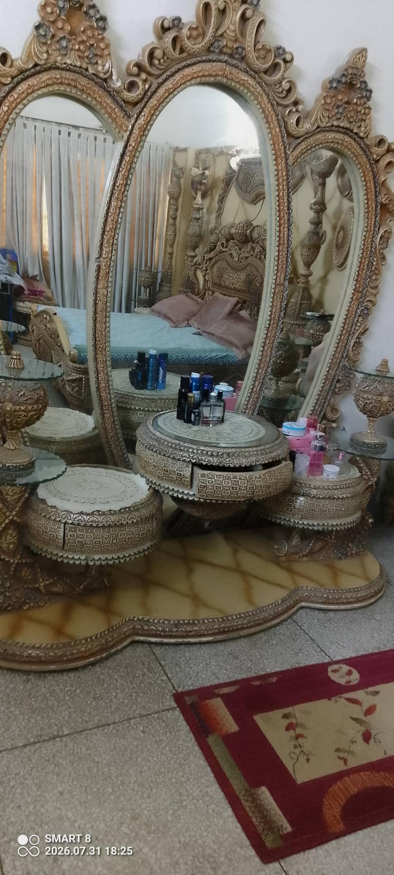 dressing table 10/8 condition 1